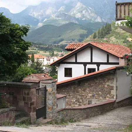 Casa De La Abuela Apartment Potes